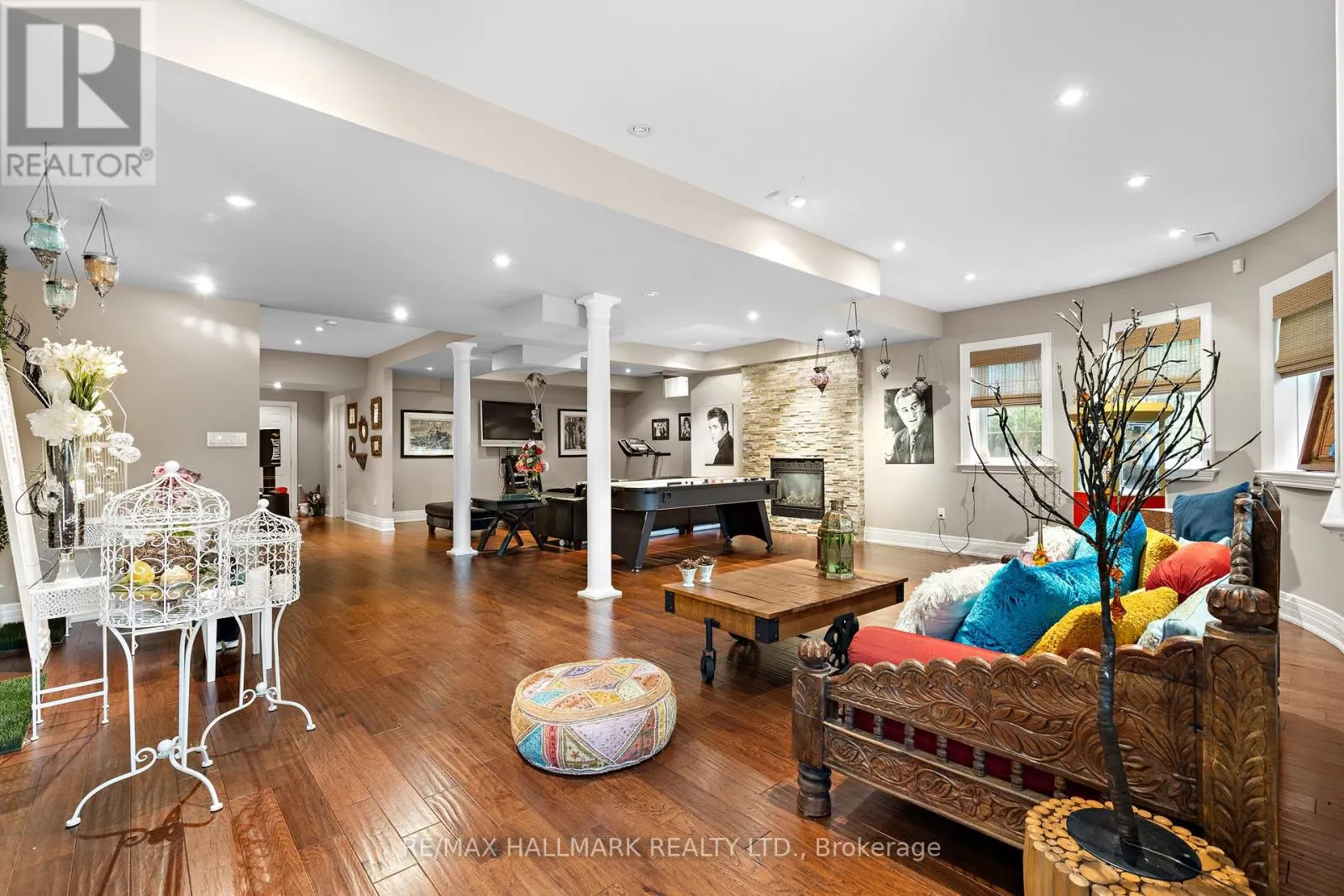 2485 MEADOWRIDGE DRIVE