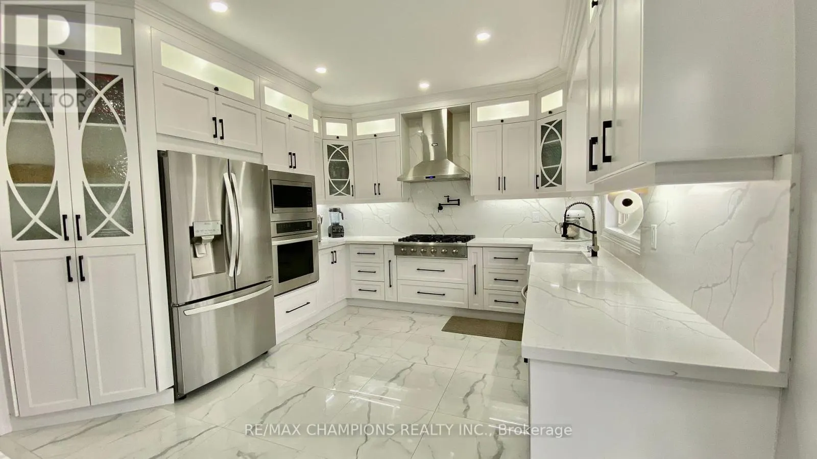 27 STONECREST DRIVE