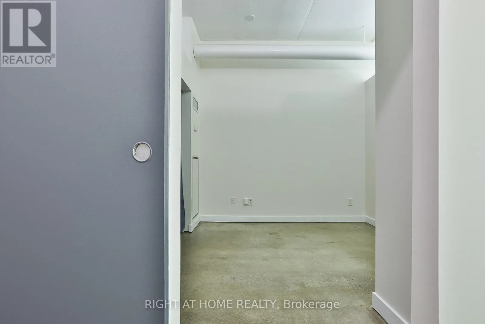 313 - 2 FIELDWAY ROAD