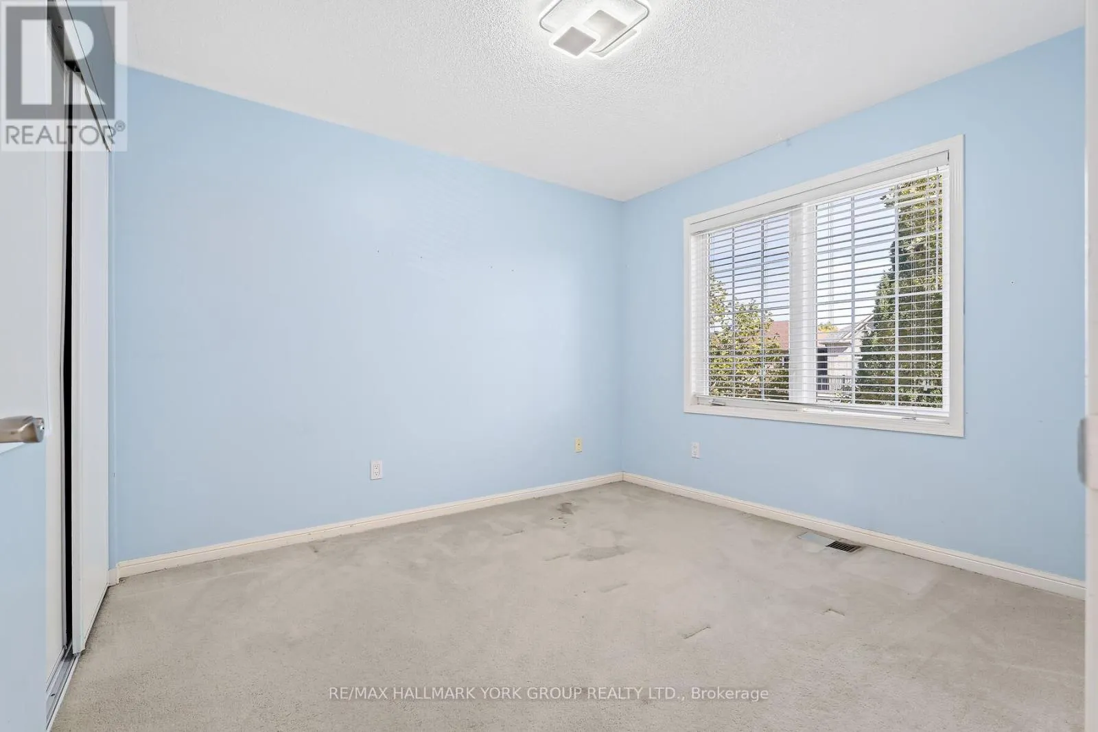 5562 BROADPATH GATE