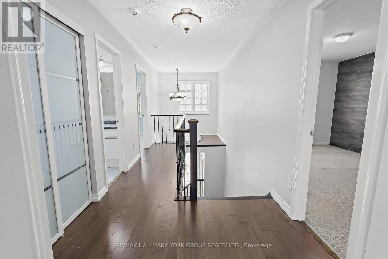 5562 BROADPATH GATE