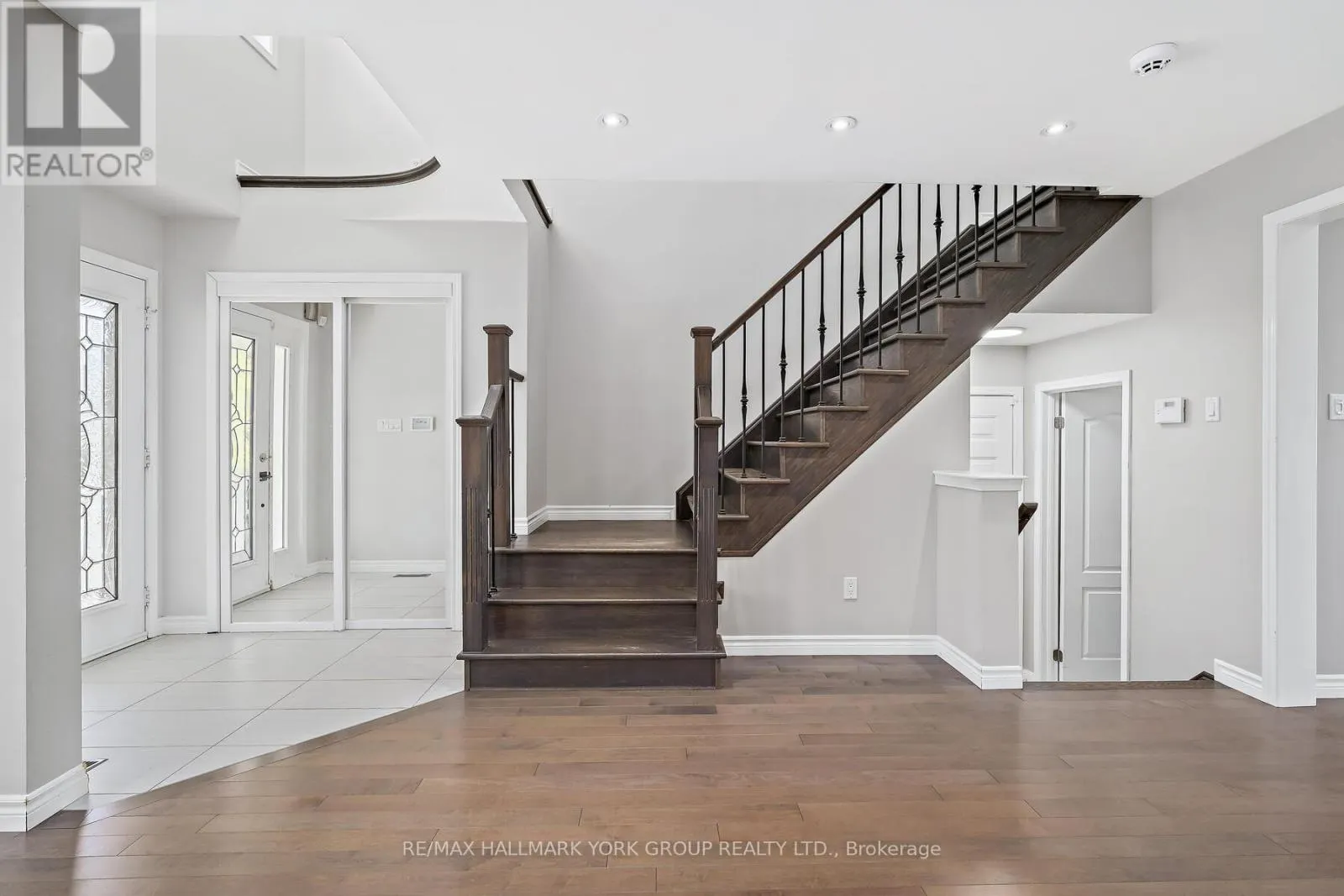 5562 BROADPATH GATE