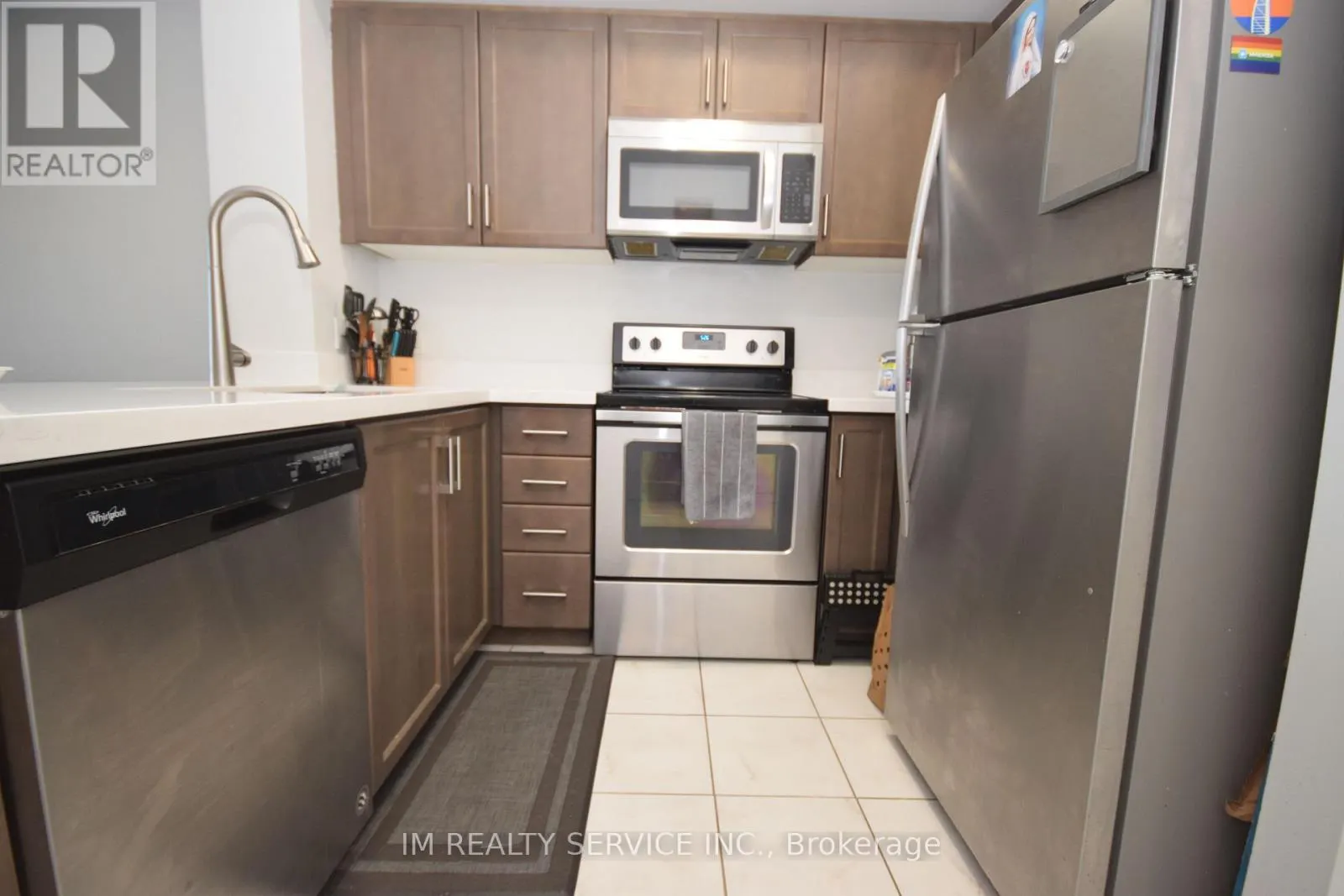 415 - 640 SAUVE STREET