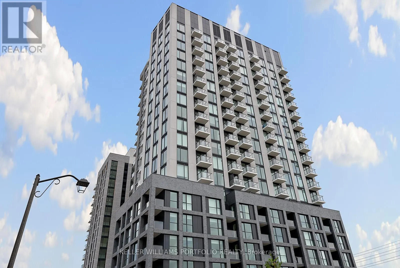 1601 - 3079 TRAFALGAR ROAD