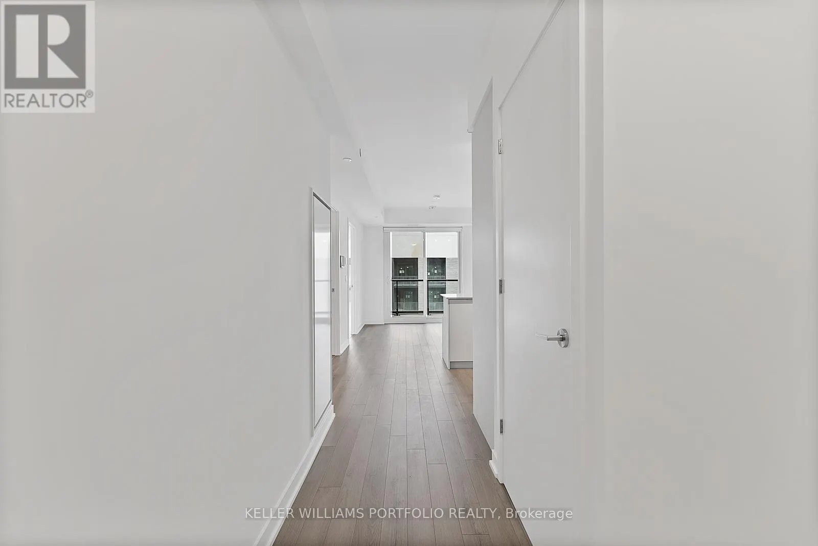 1601 - 3079 TRAFALGAR ROAD