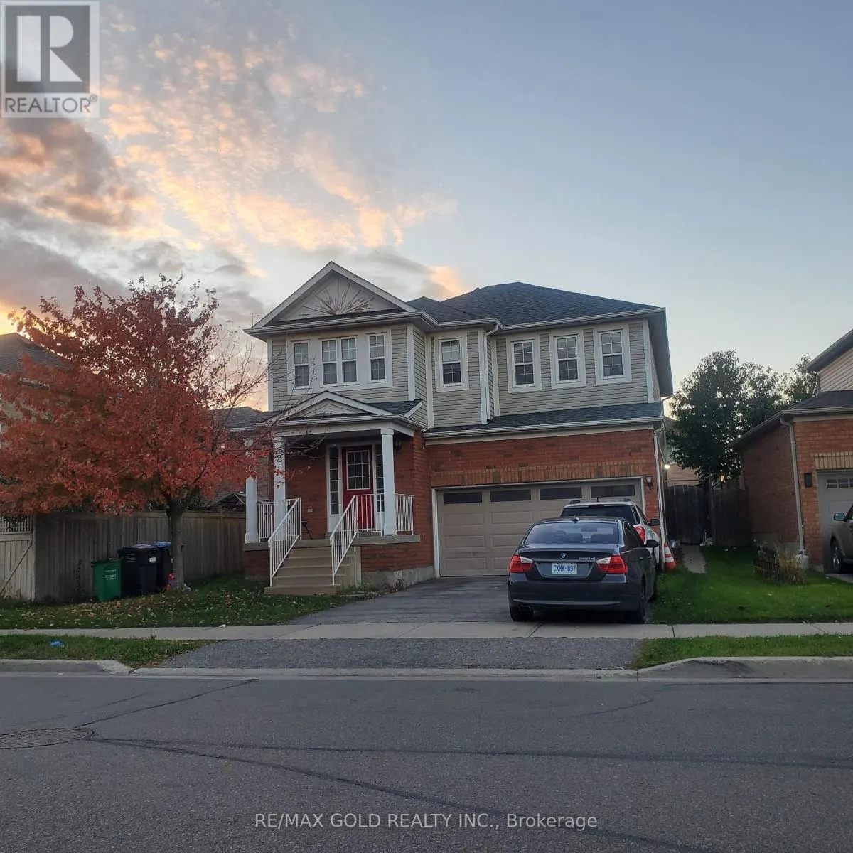 UPPER - 32 EARLSBRIDGE BOULEVARD