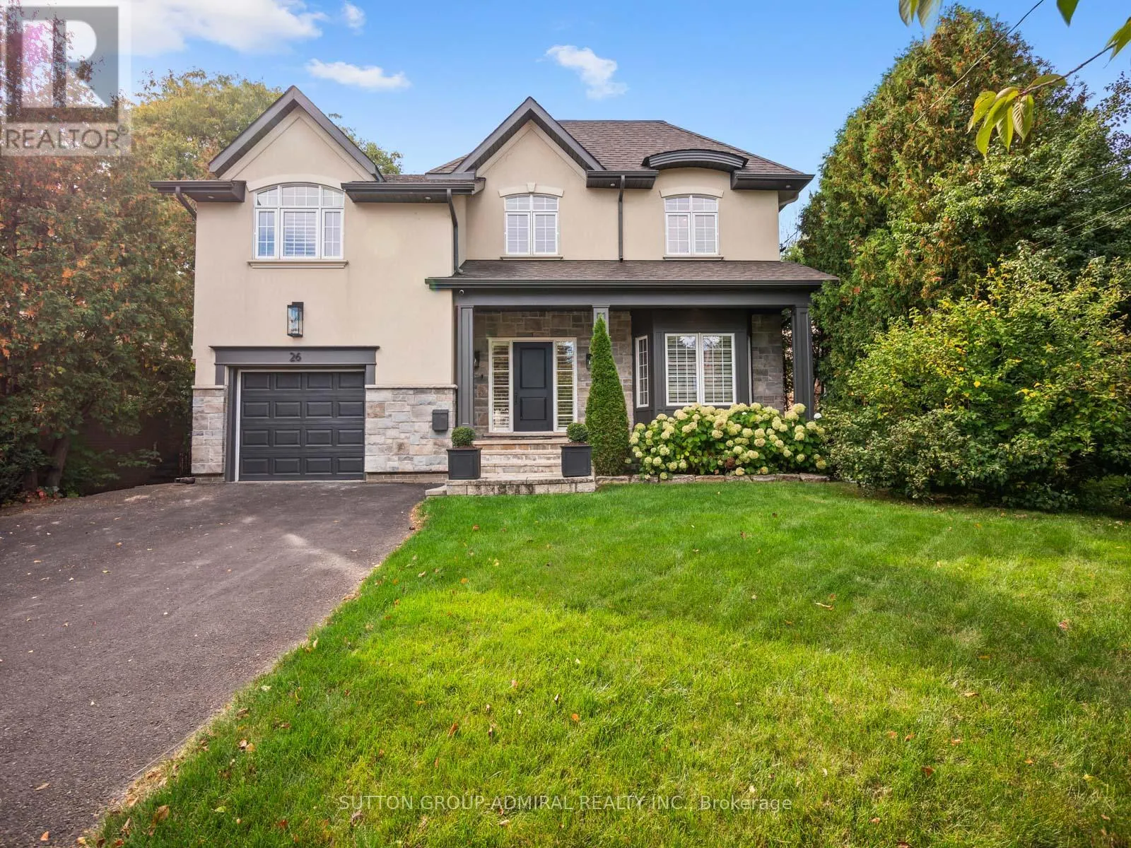 26 PUCKERIDGE CRESCENT
