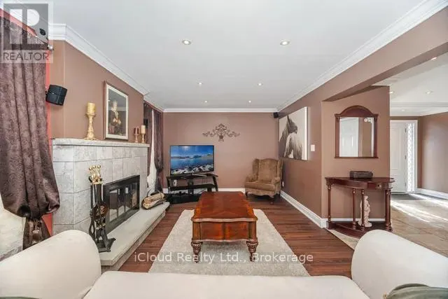33 CORKETT DRIVE