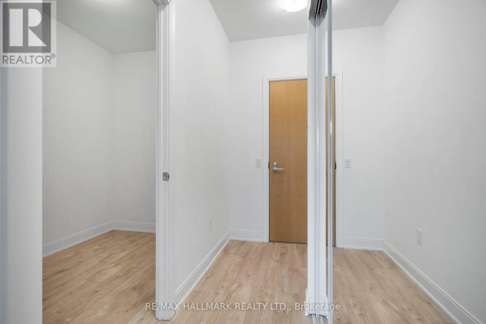 601 - 65 ANNIE CRAIG DRIVE