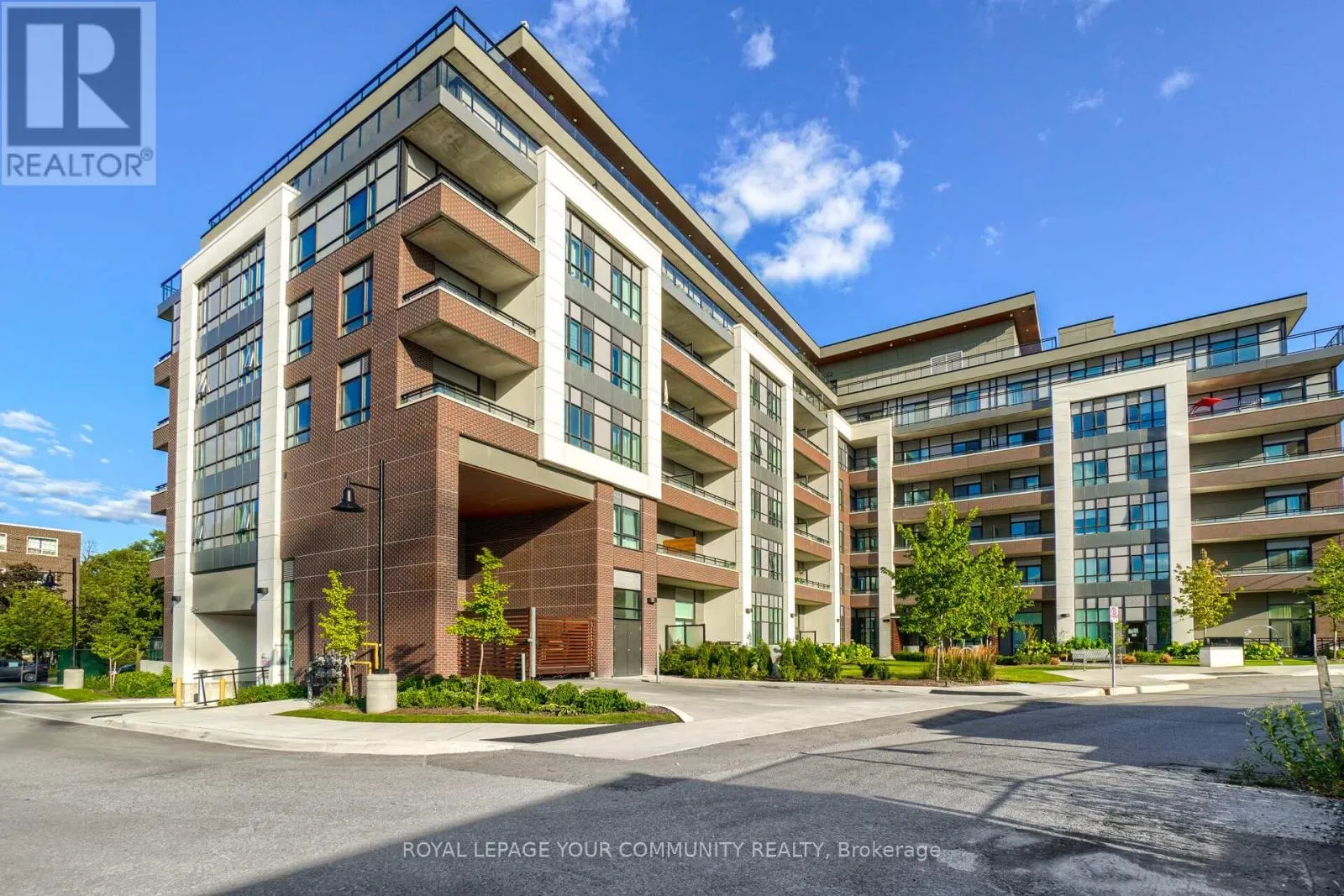 512 - 1 NEIGHBOURHOOD LANE