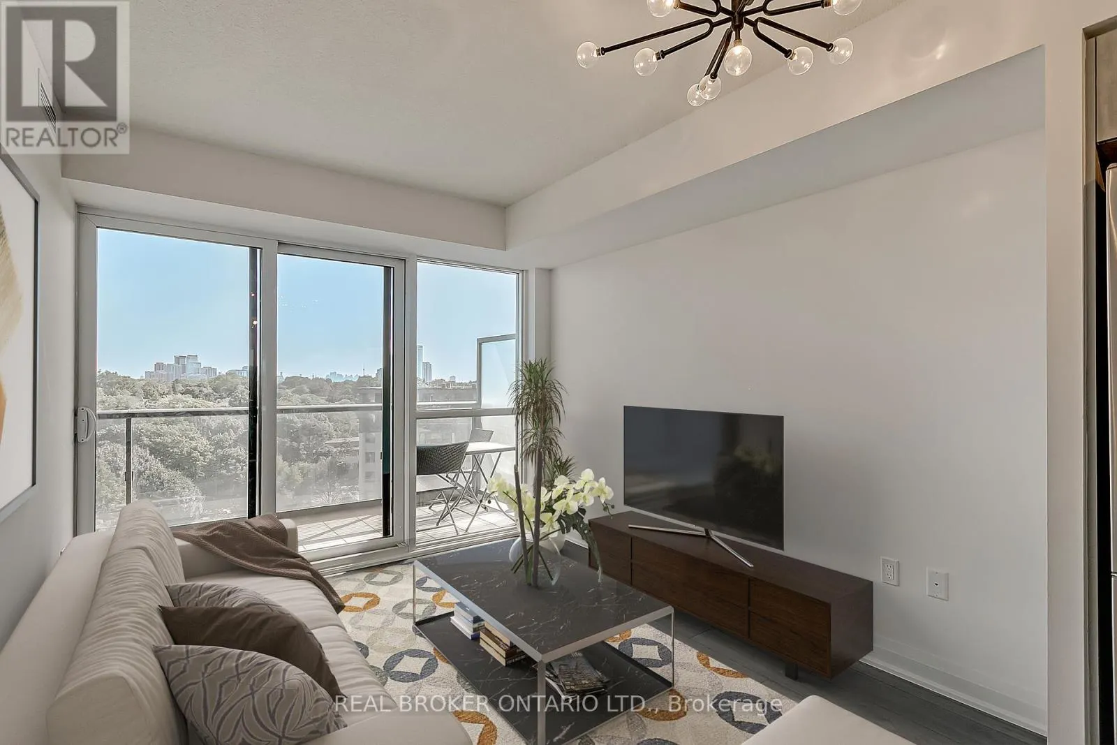 832 - 26 GIBBS ROAD