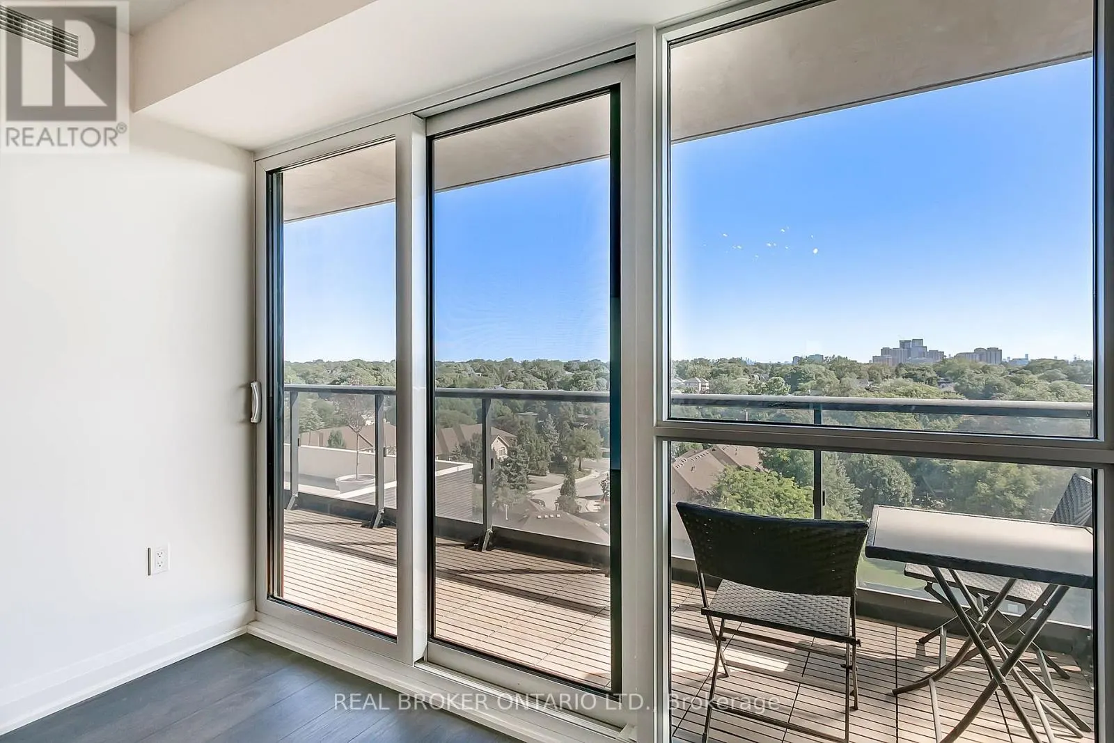 832 - 26 GIBBS ROAD