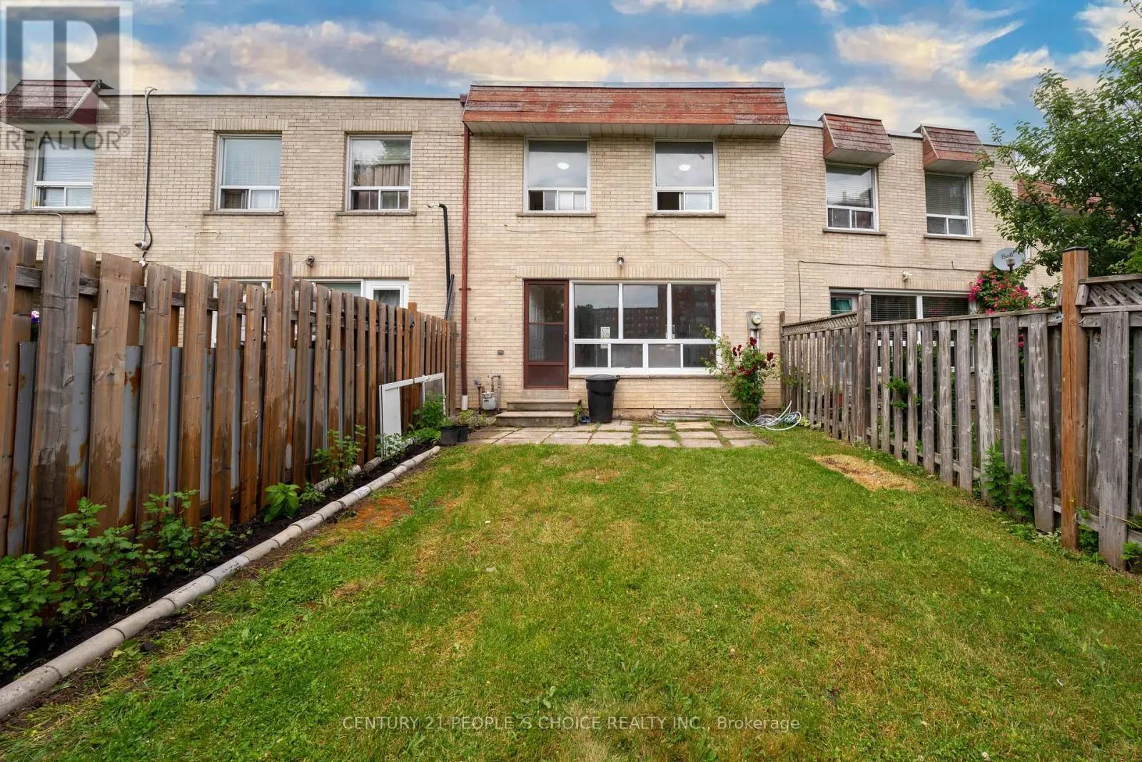 28 - 7440 GOREWAY DRIVE