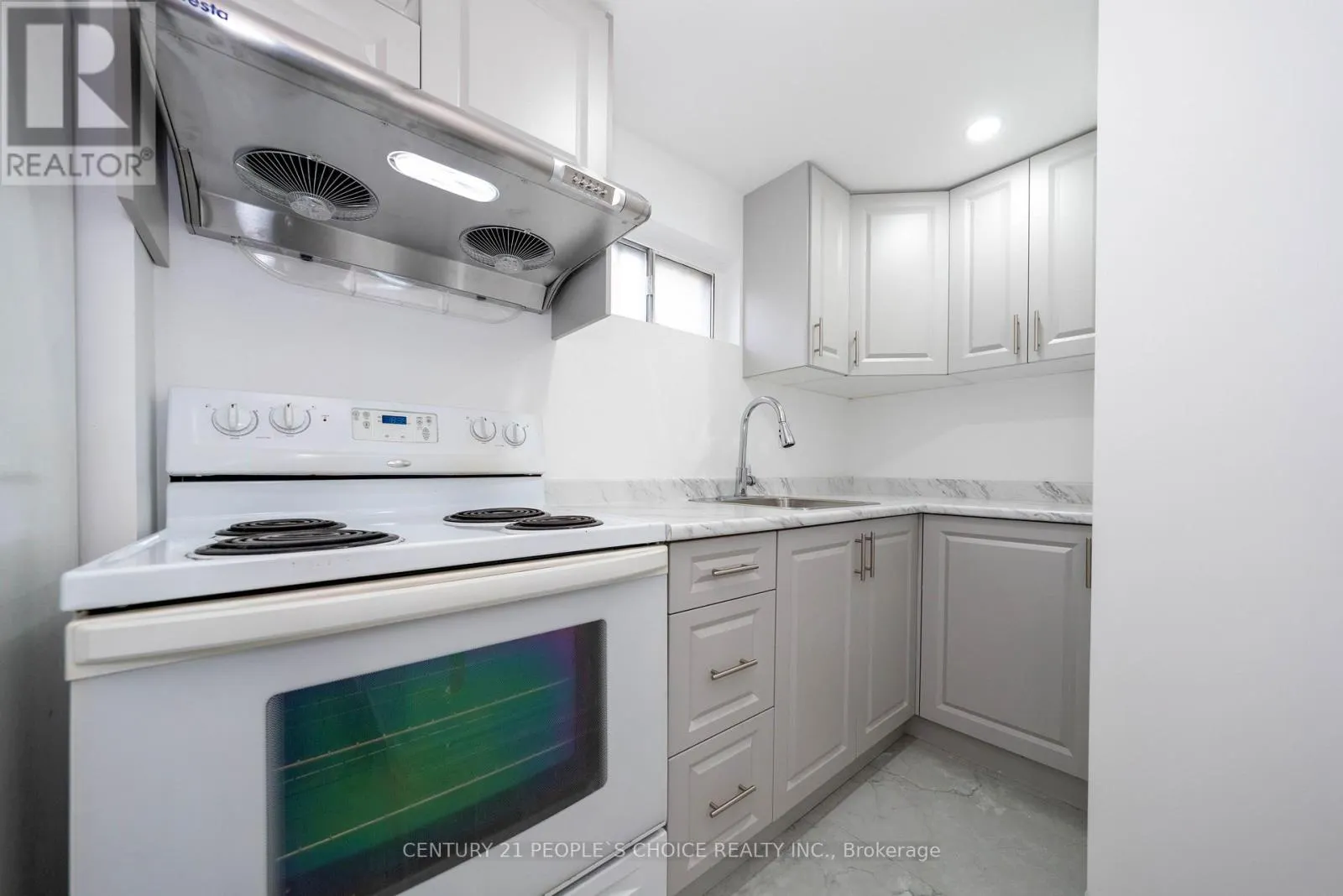 28 - 7440 GOREWAY DRIVE