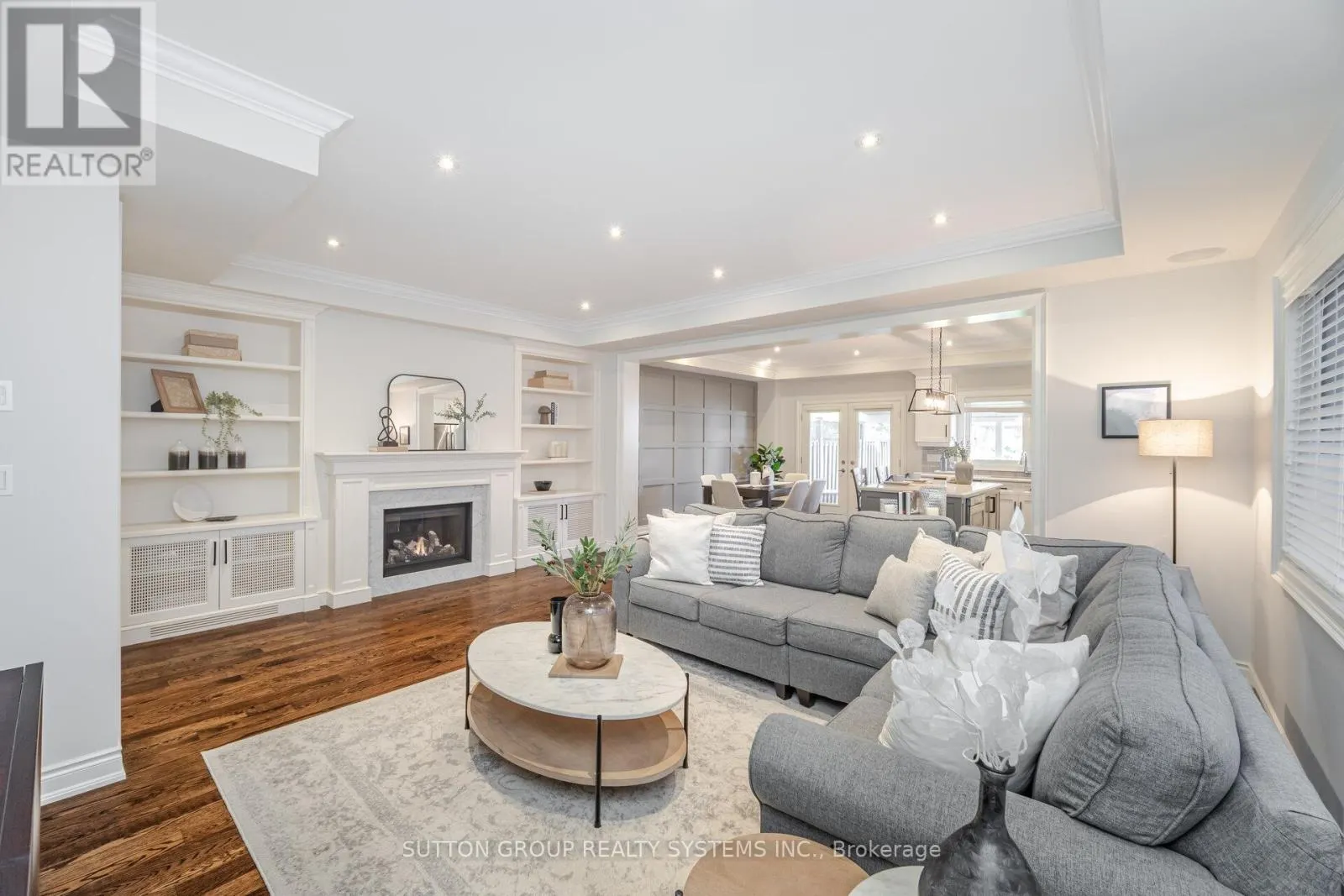 9 IROQUOIS AVENUE
