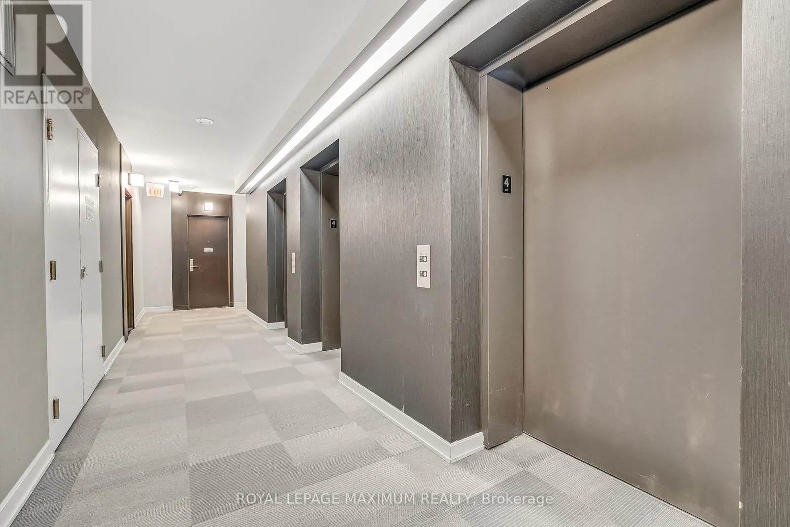 407 - 60 ABSOLUTE AVENUE