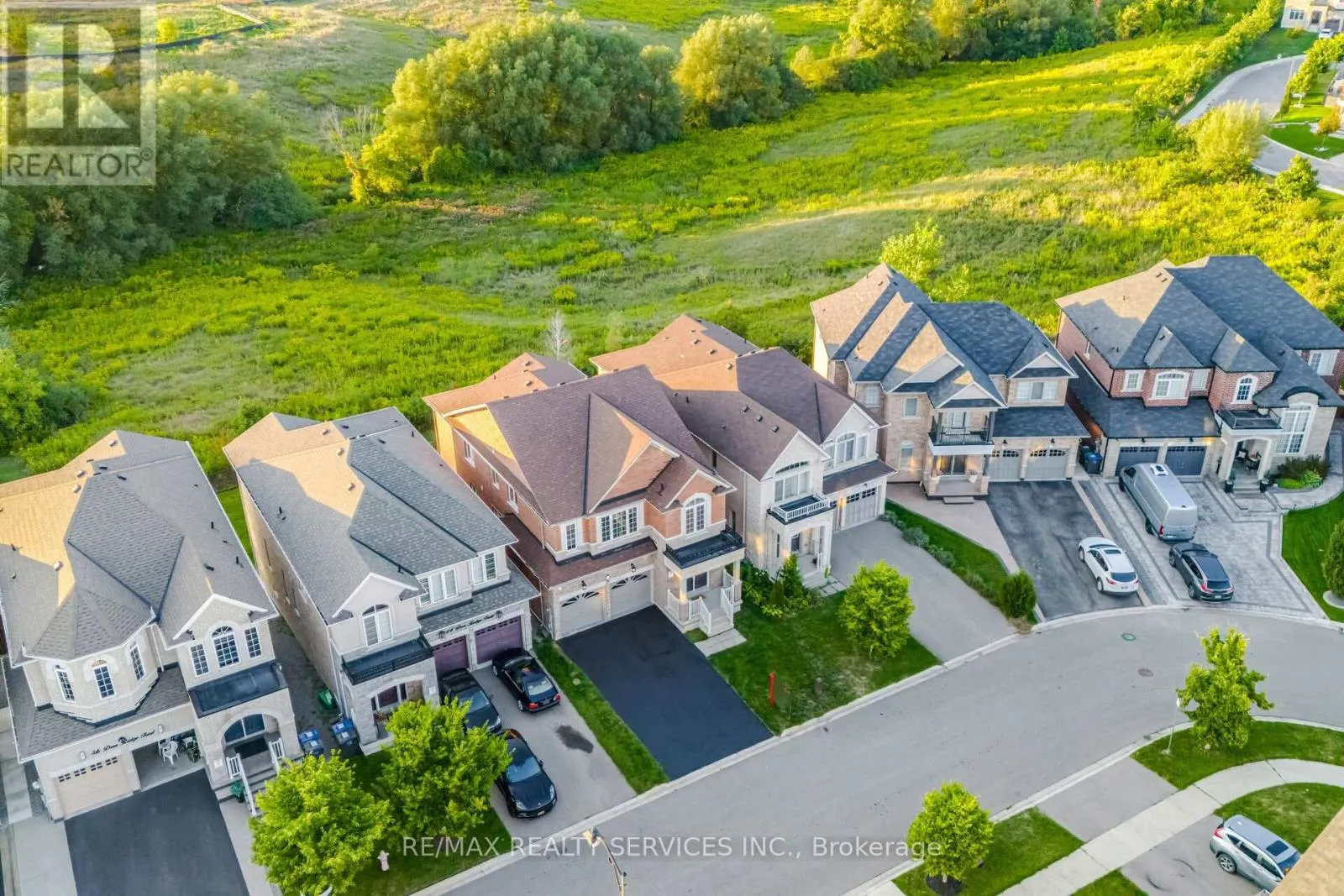 42 DEER RIDGE TRAIL