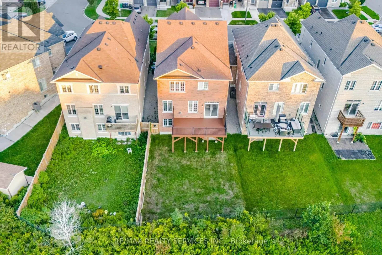 42 DEER RIDGE TRAIL