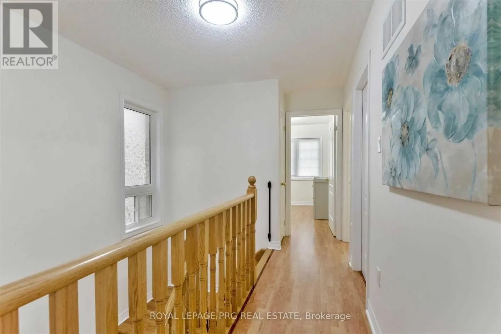 112 EVERINGHAM CIRCLE