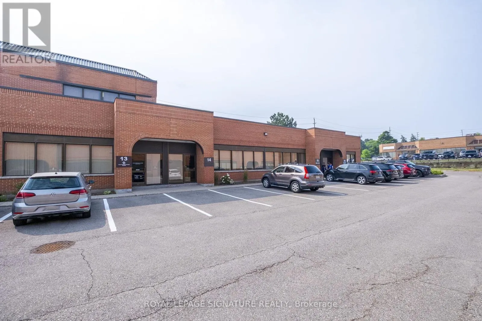 14 - 2285 DUNWIN DRIVE
