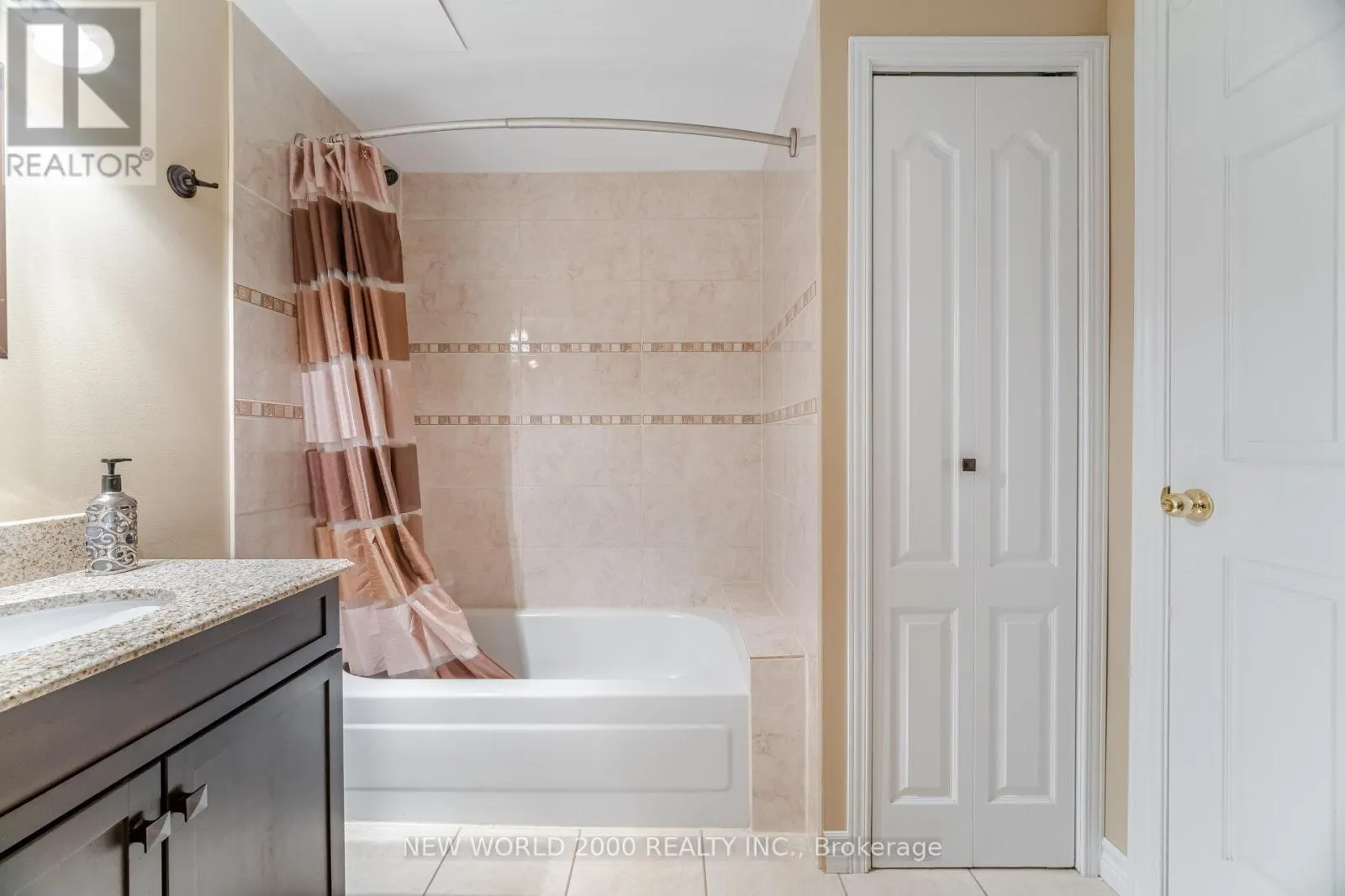 7221 DANTON PROMENADE