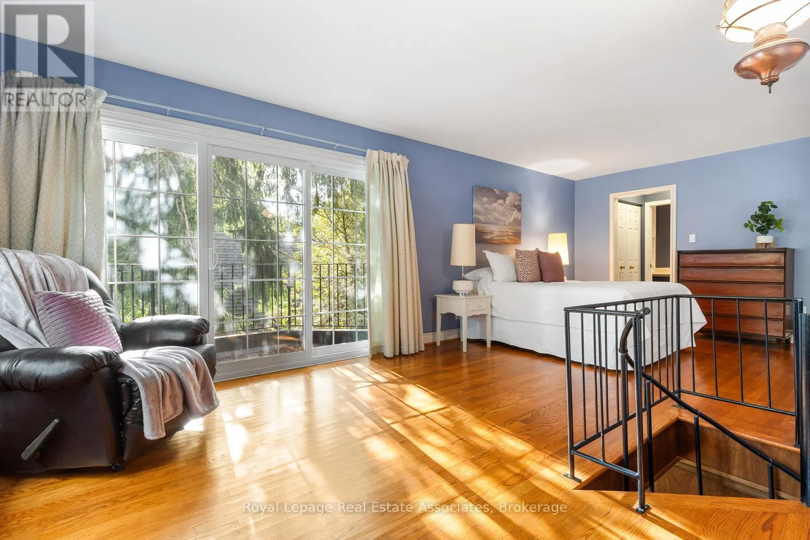 2235 BENNINGTON GATE