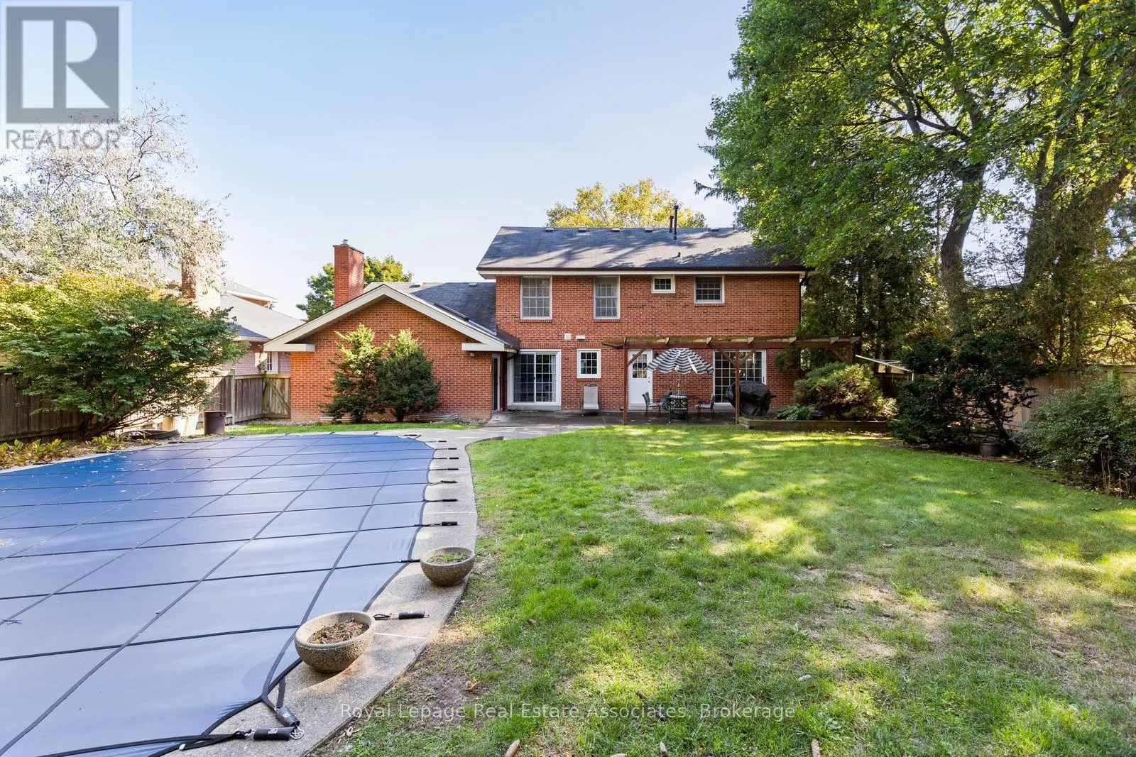 2235 BENNINGTON GATE