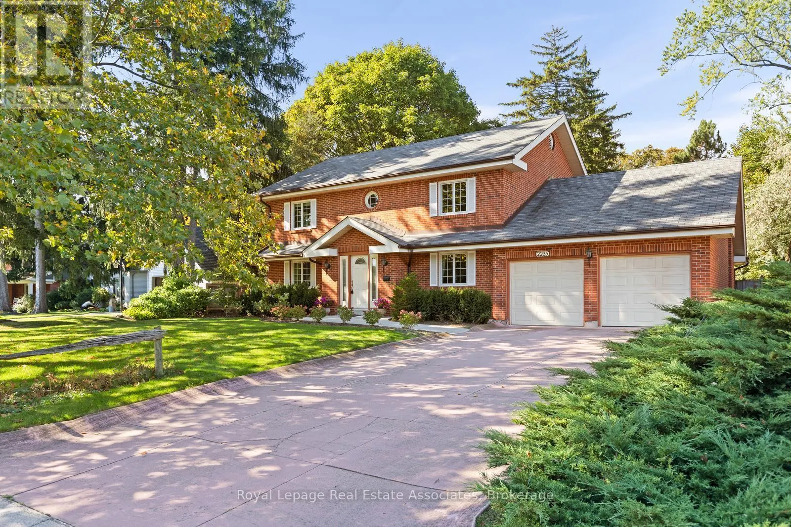 2235 BENNINGTON GATE