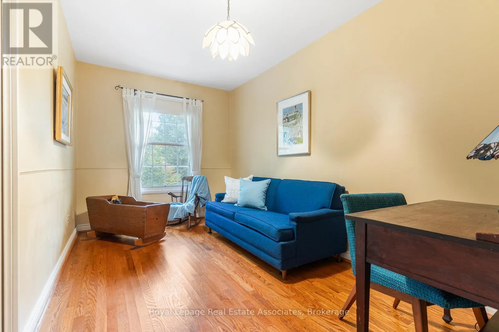 2235 BENNINGTON GATE