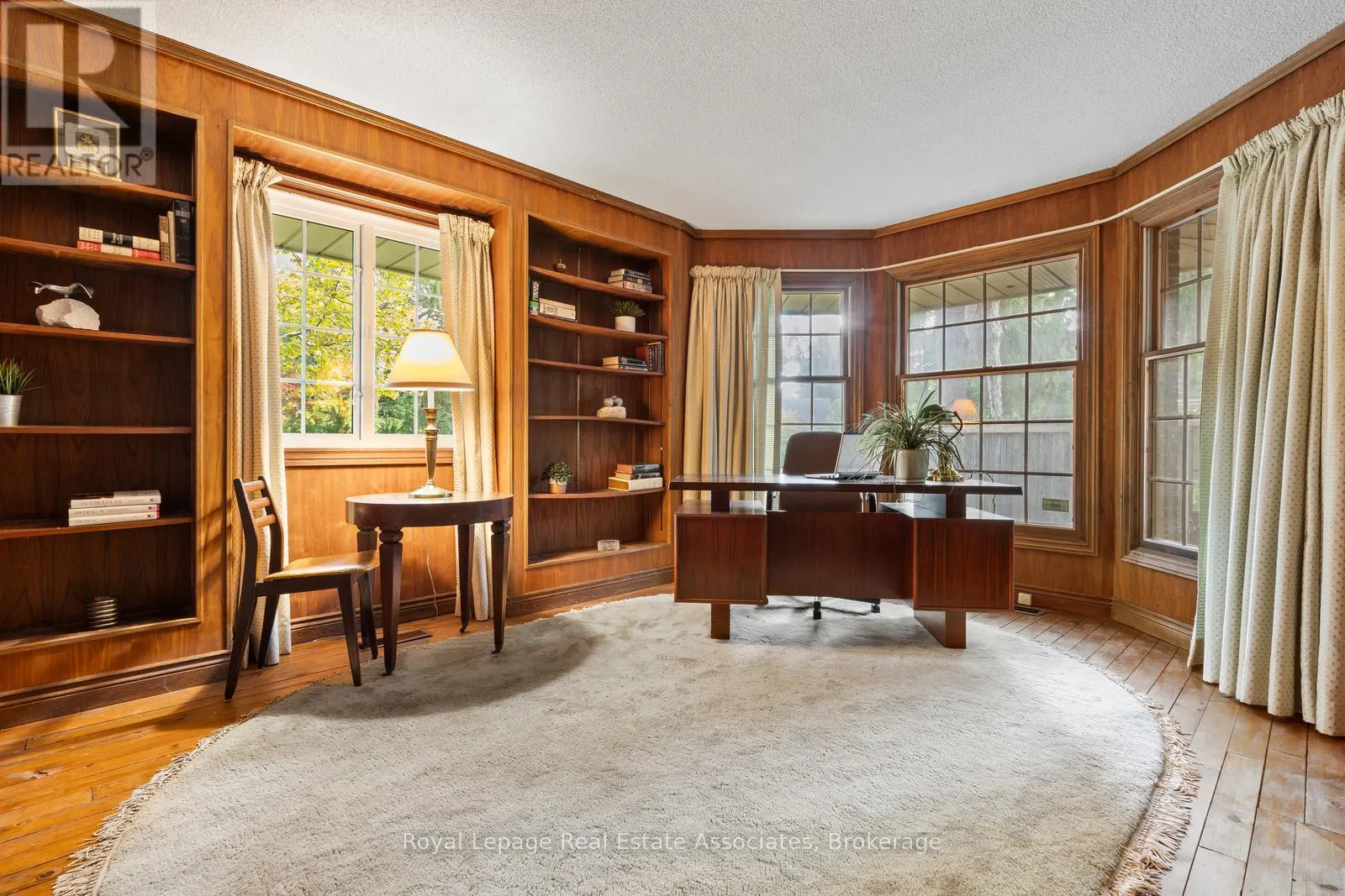 2235 BENNINGTON GATE