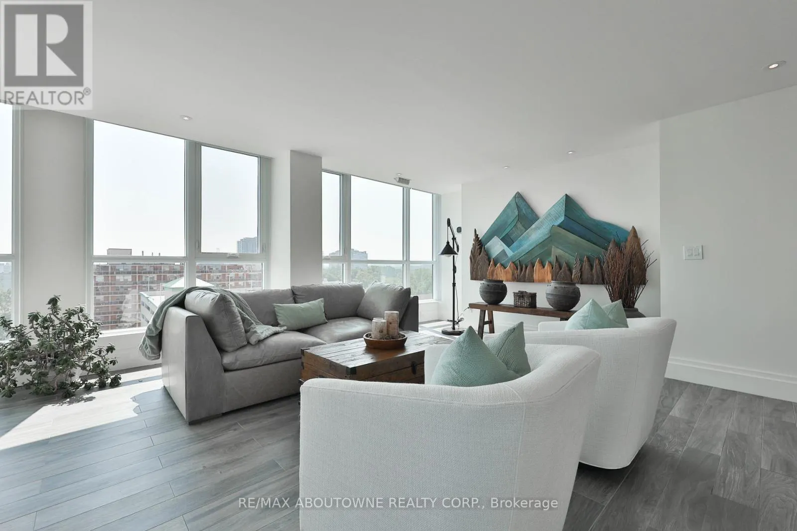 1103 - 415 LOCUST STREET