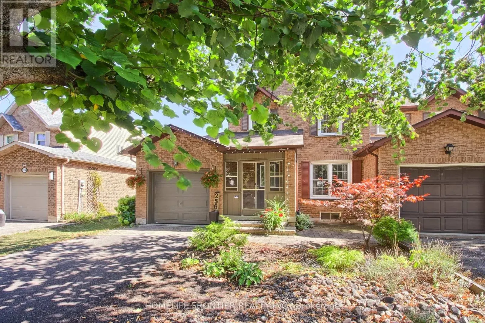 256 ROSS LANE