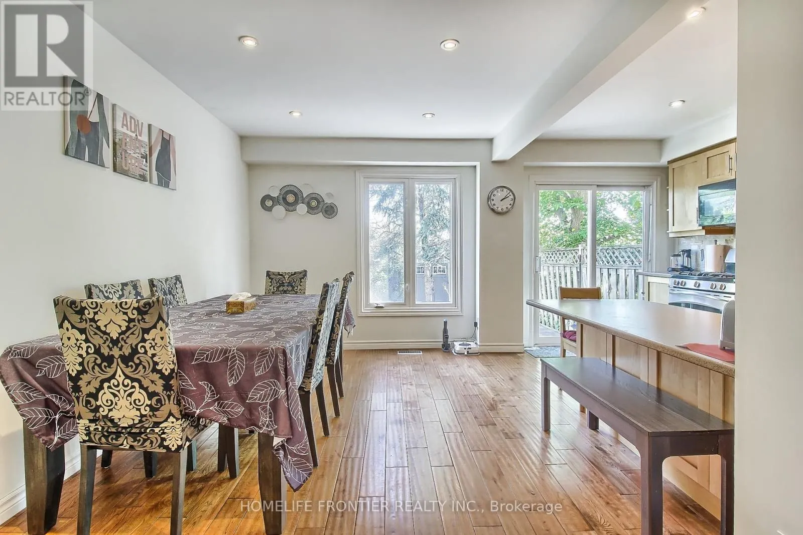 256 ROSS LANE