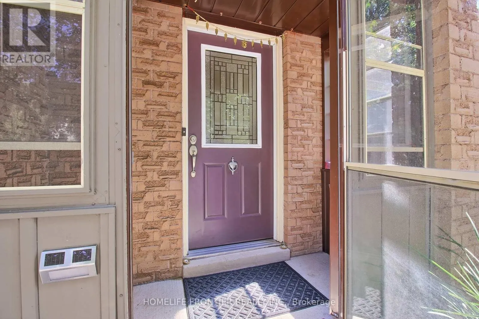 256 ROSS LANE