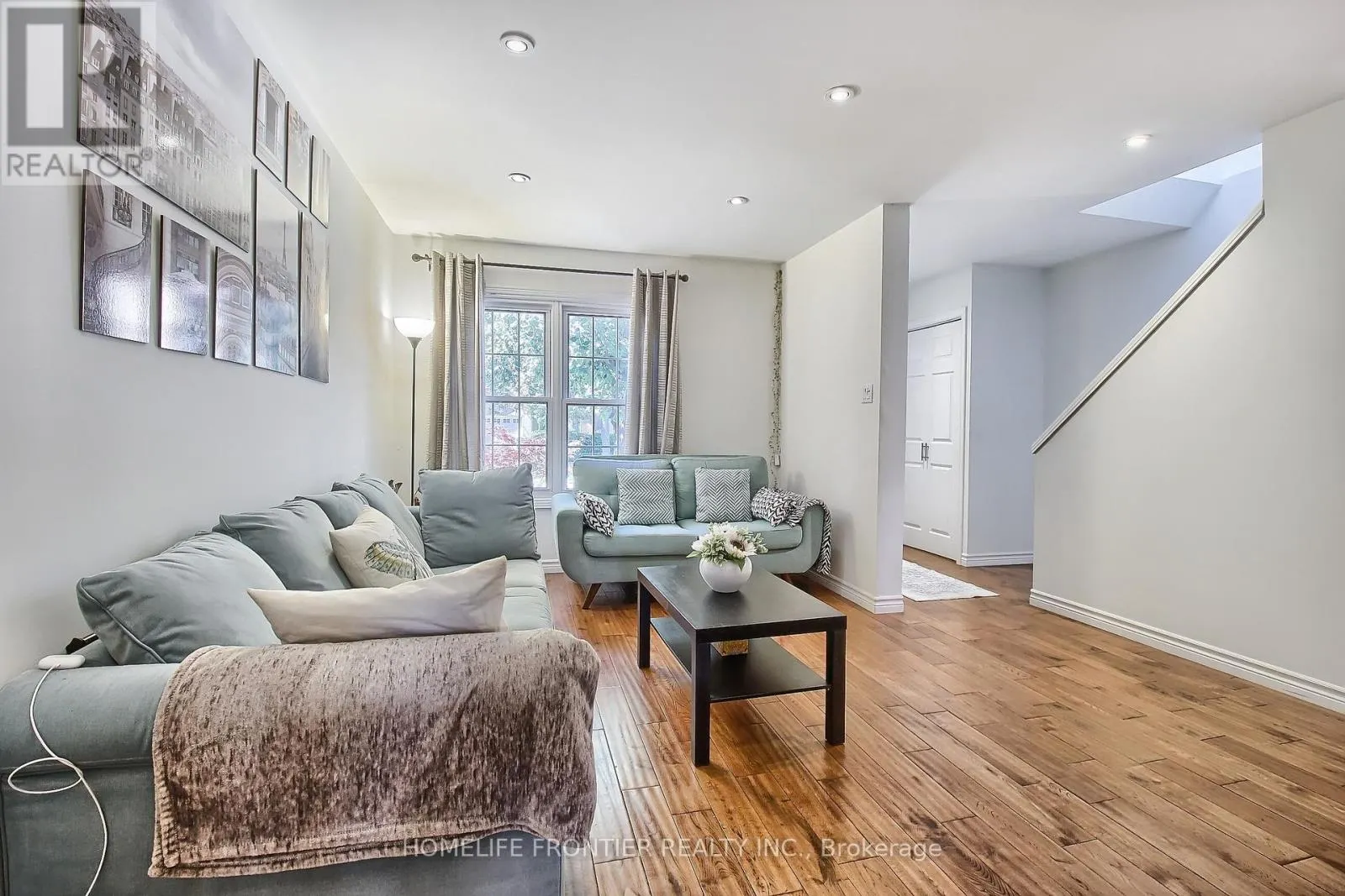 256 ROSS LANE