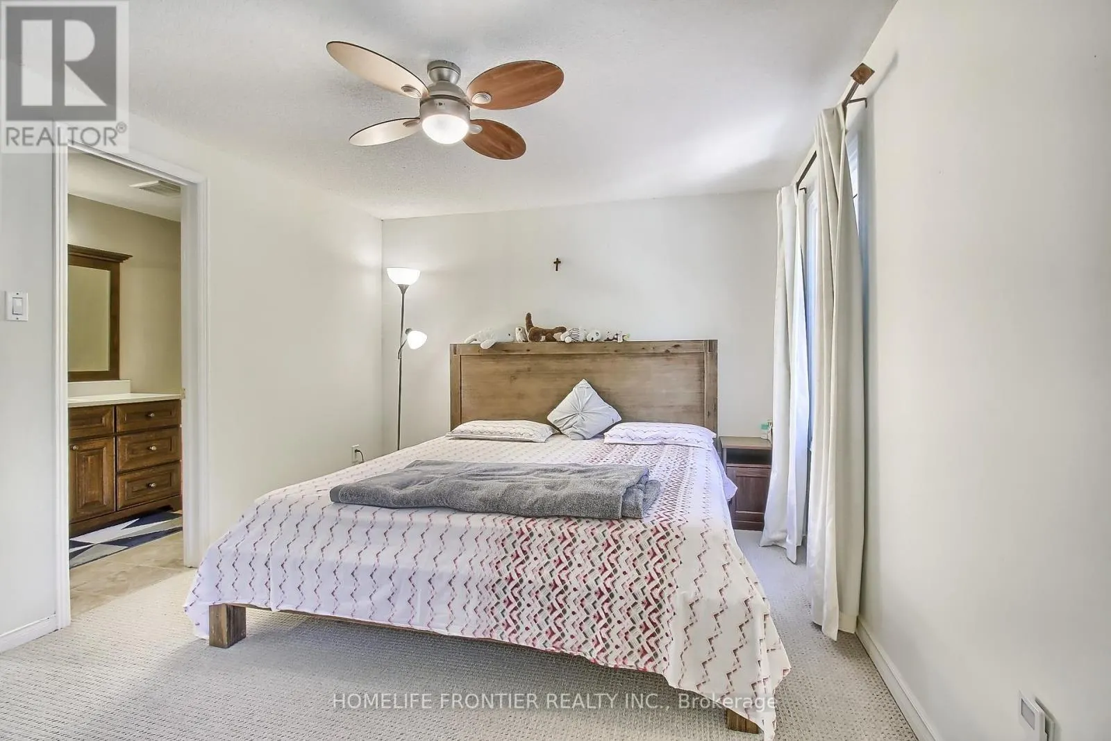 256 ROSS LANE