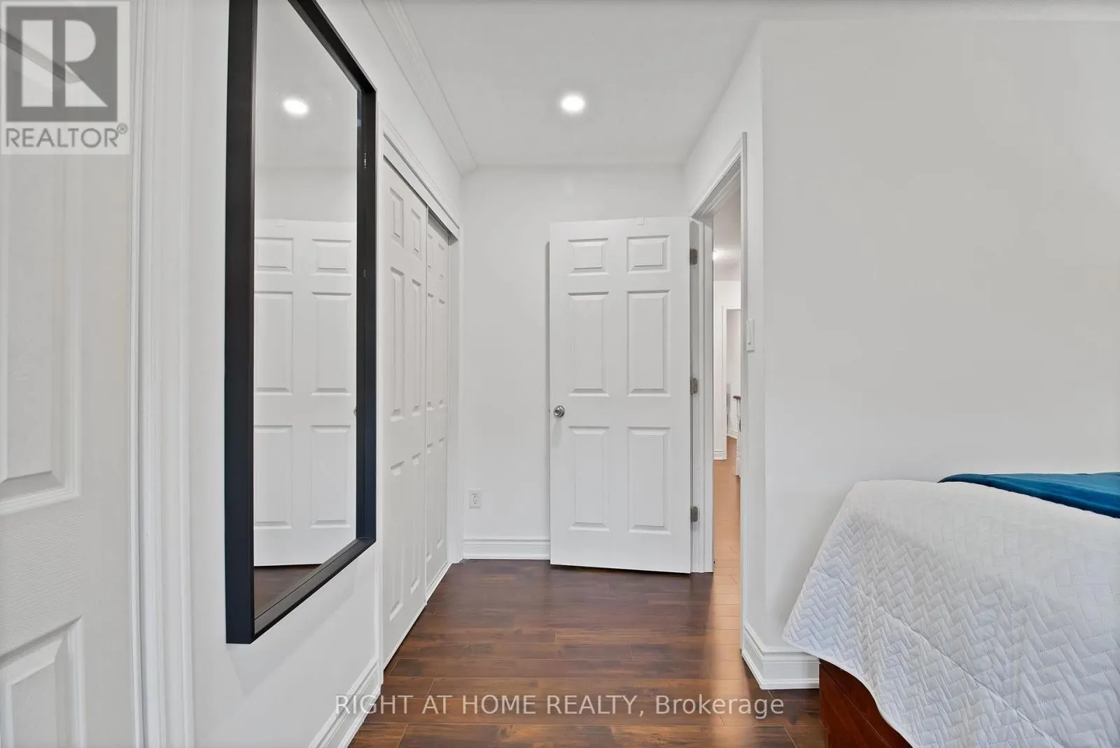 31 JUDY SGRO AVENUE