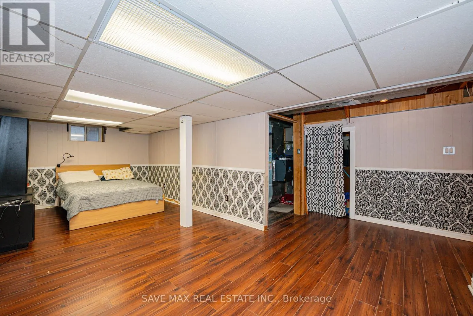 20 - 2301 DERRY ROAD W