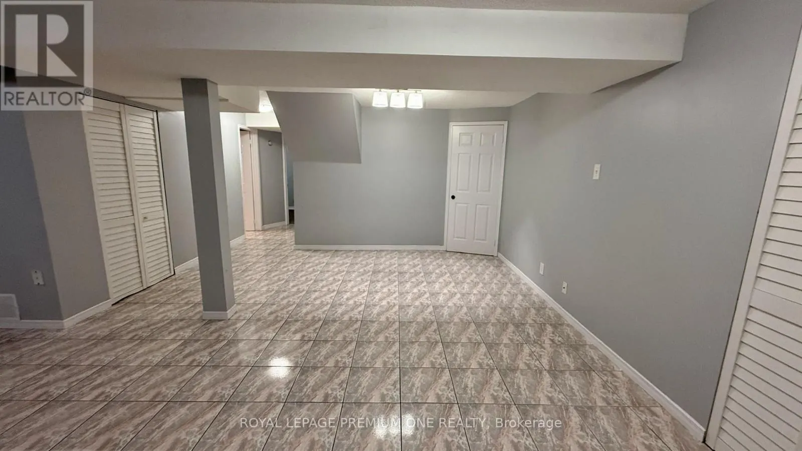 LOWER - 4436 GRASSLAND CRESCENT