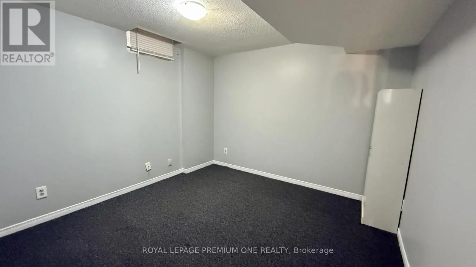 LOWER - 4436 GRASSLAND CRESCENT