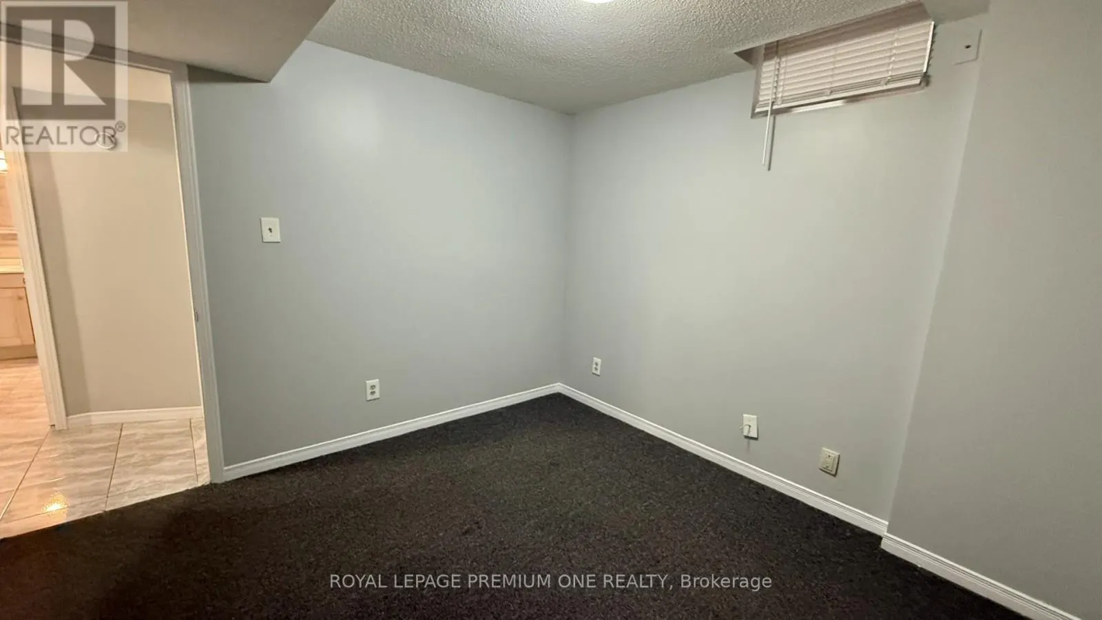 LOWER - 4436 GRASSLAND CRESCENT