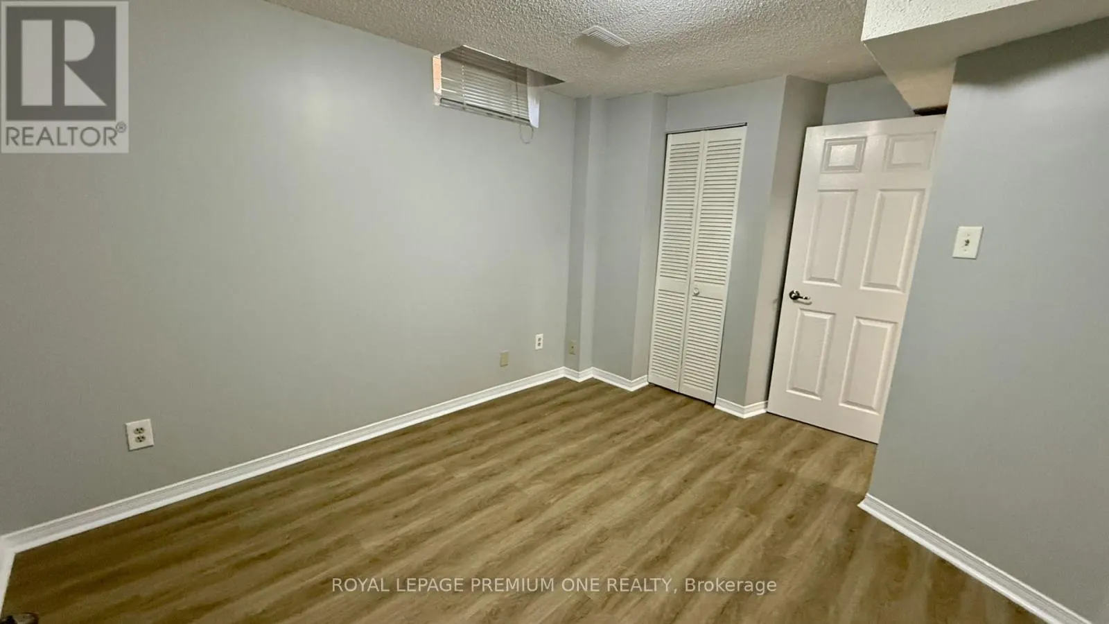 LOWER - 4436 GRASSLAND CRESCENT