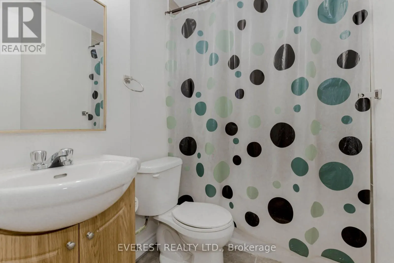 7688 BLACK WALNUT TRAIL