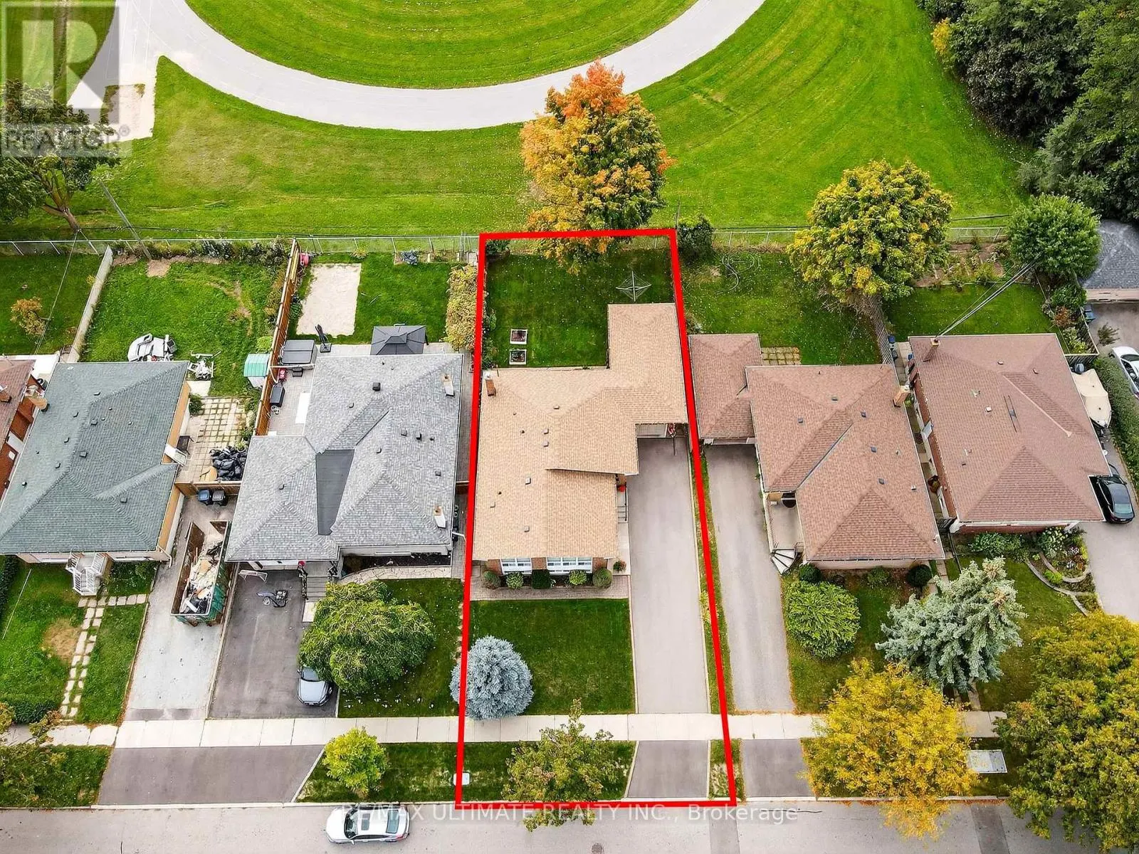 37 TAPLEY DRIVE