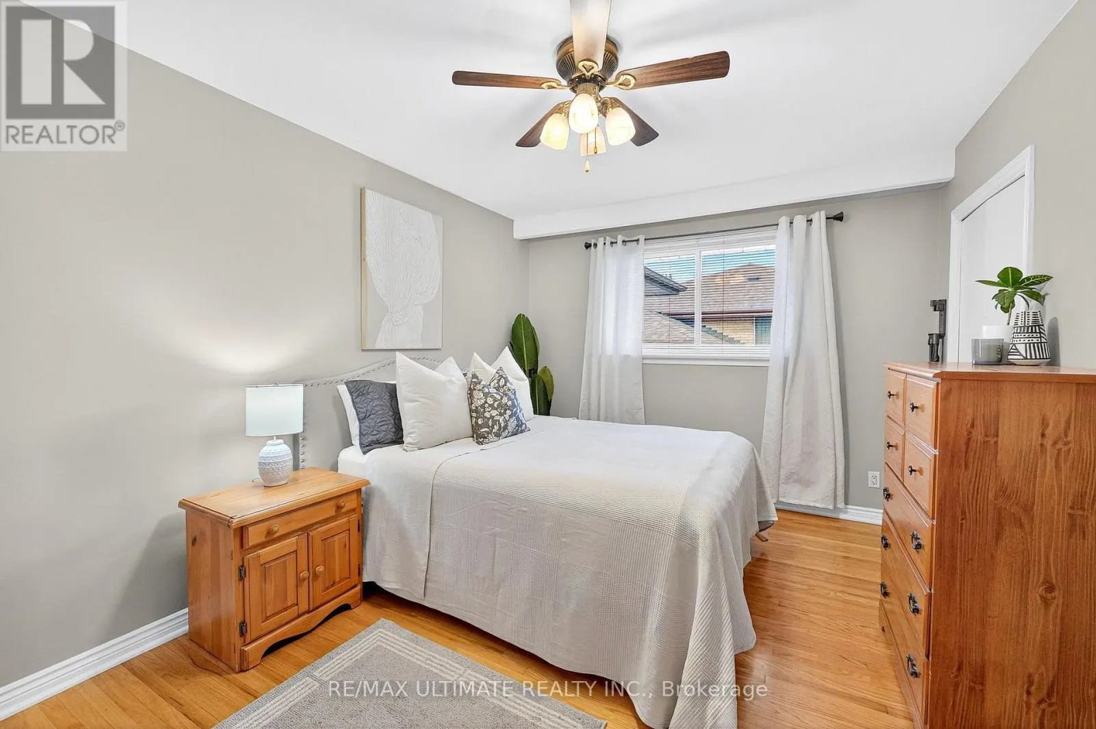 37 TAPLEY DRIVE