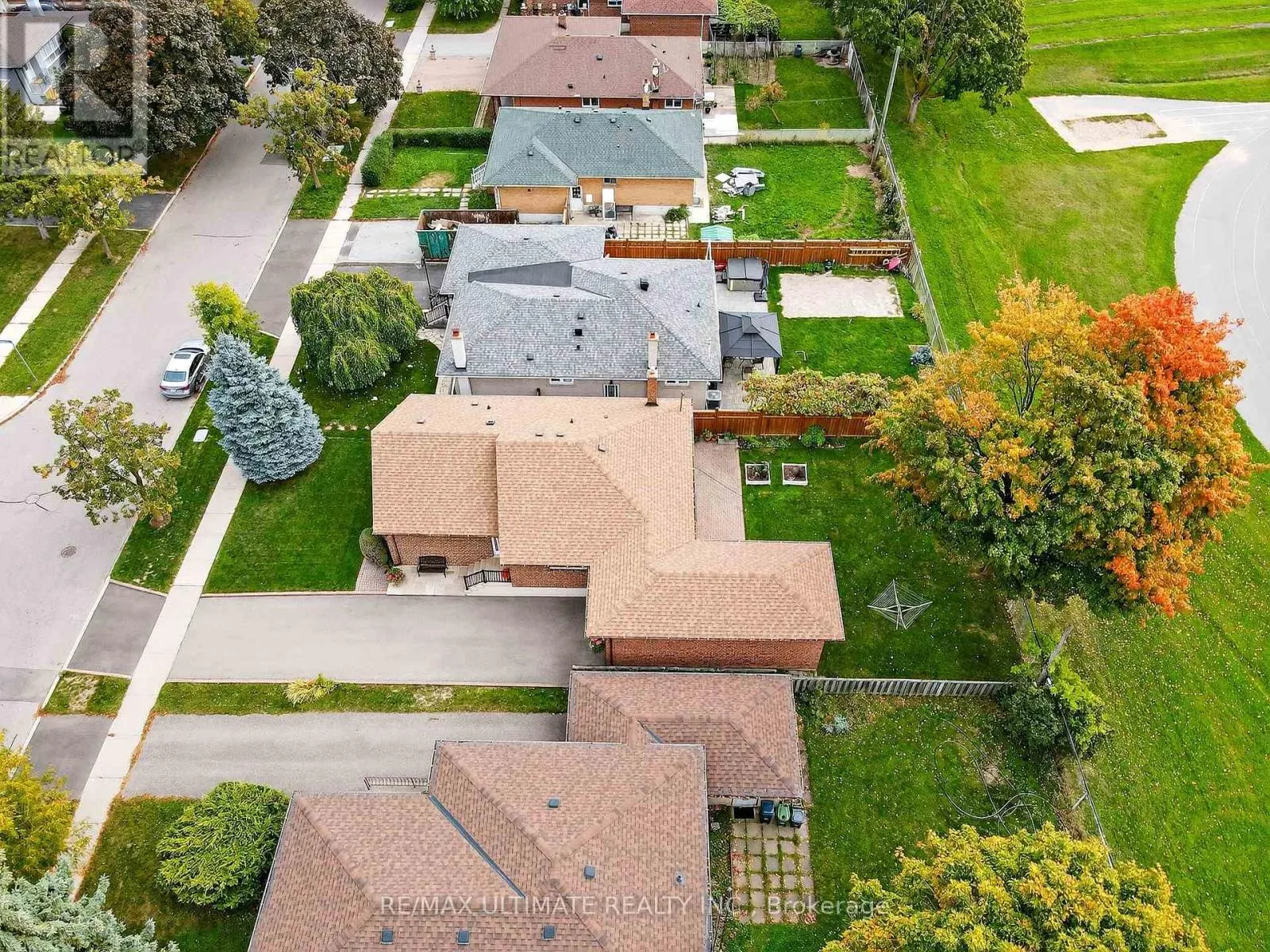 37 TAPLEY DRIVE