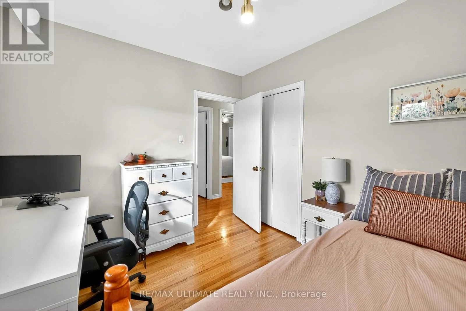 37 TAPLEY DRIVE