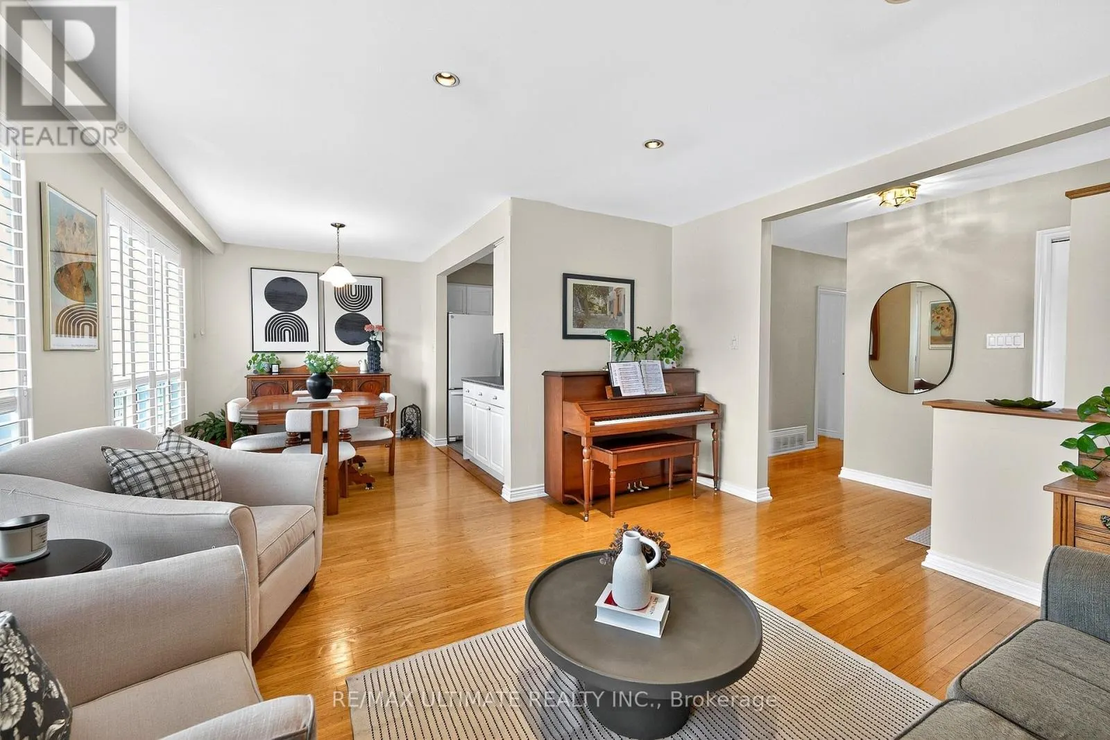 37 TAPLEY DRIVE