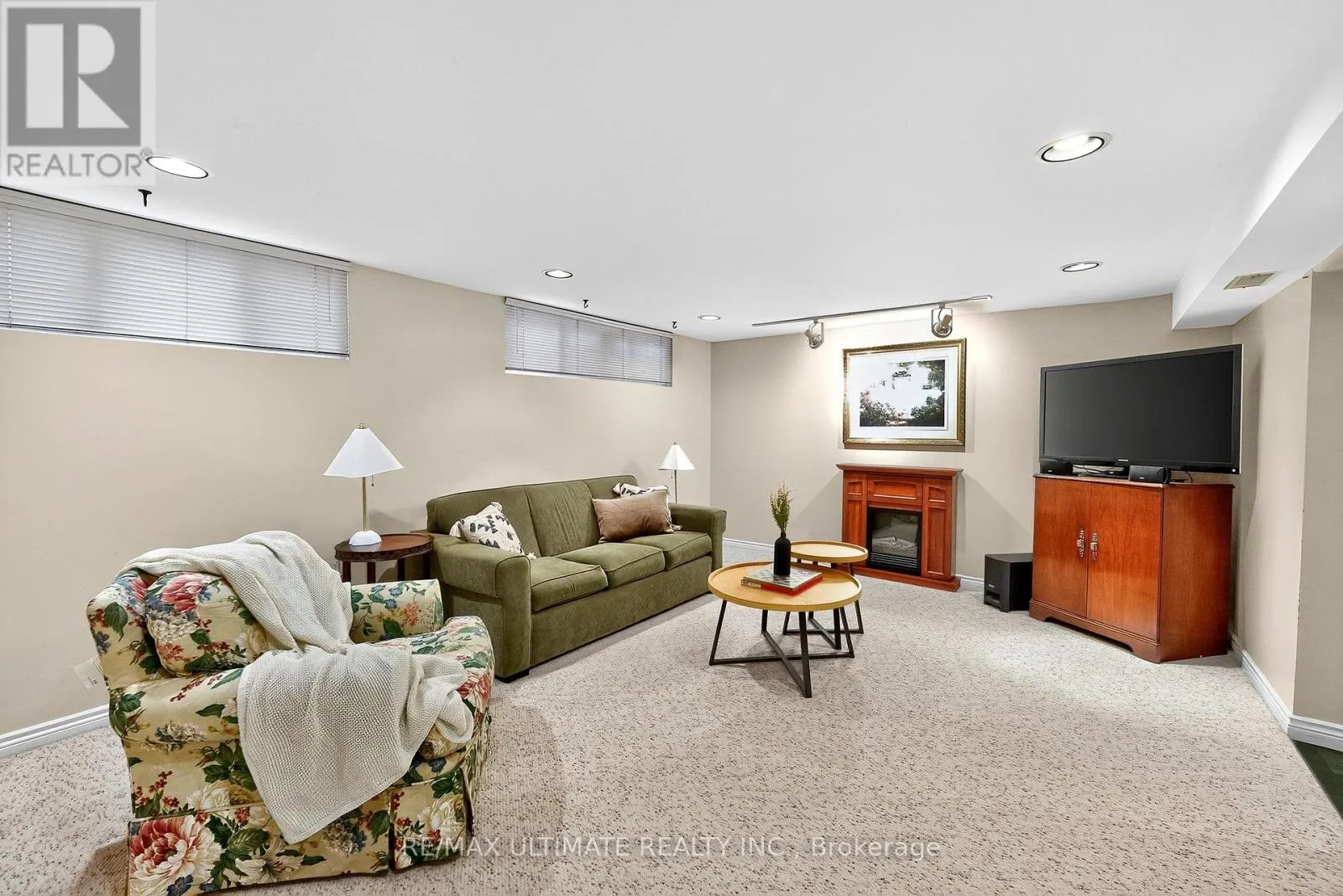 37 TAPLEY DRIVE