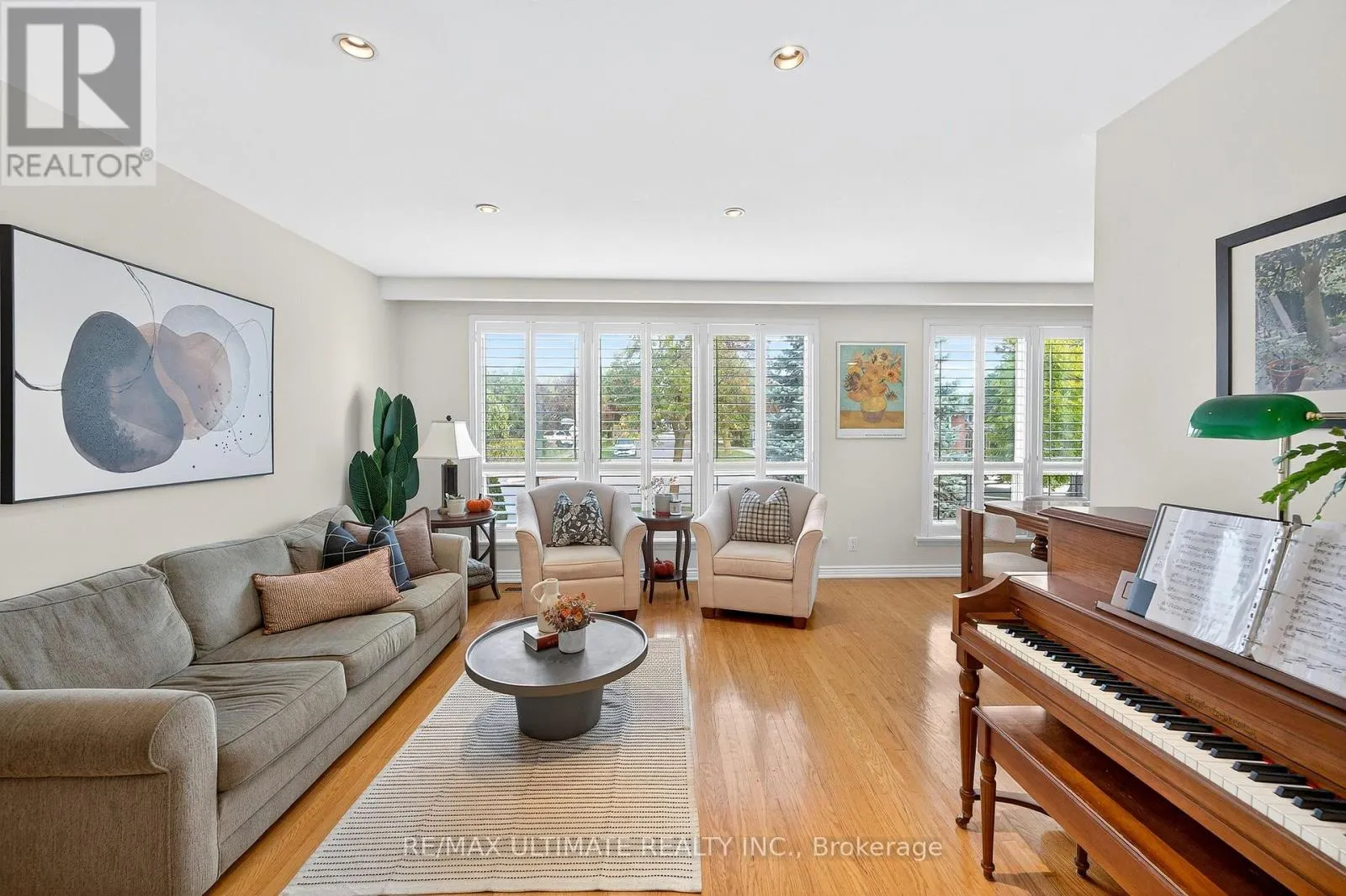 37 TAPLEY DRIVE